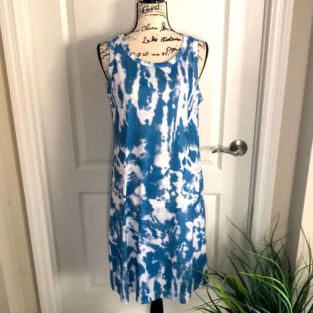 Floral Blooming dress. NWT